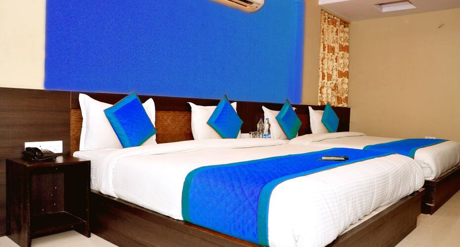Zingo Hotel Regal INN, Agra 5