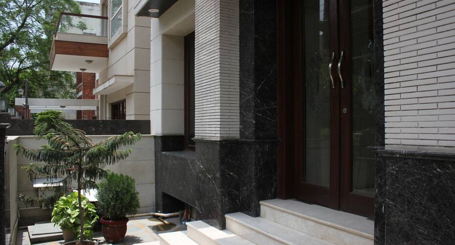Hotel LM Residency, Gurgaon 2
