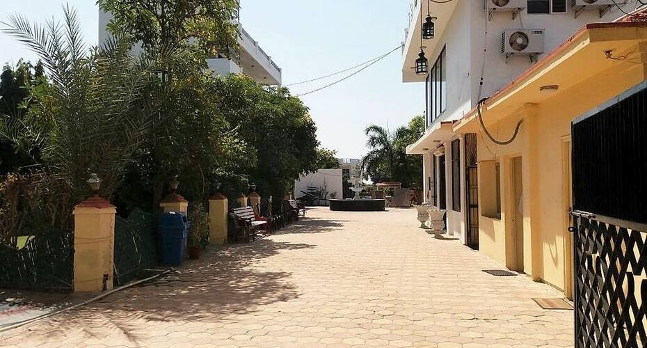 Pagri Resort And Hotel, Pali 3