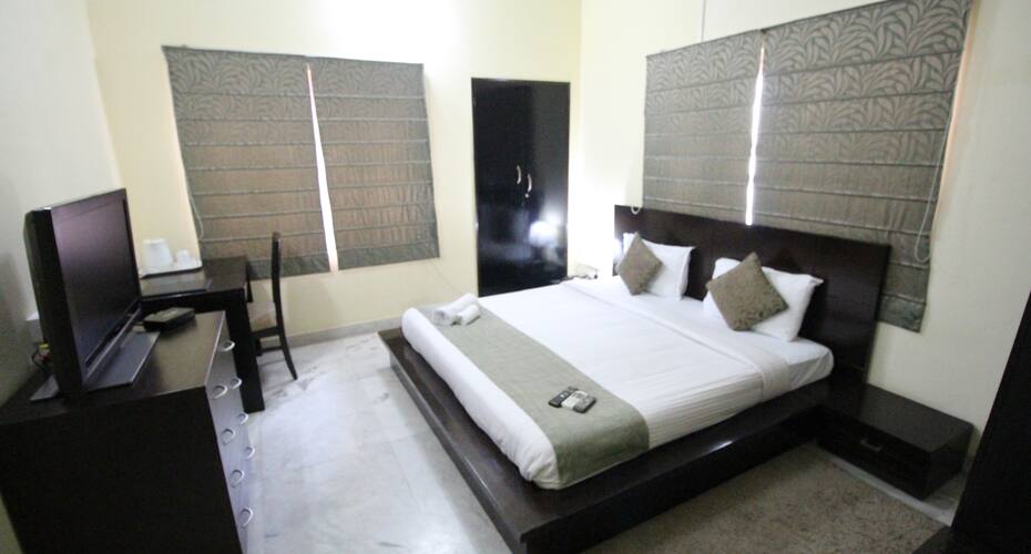 Lake Homes - Cg 40, Kolkata 5