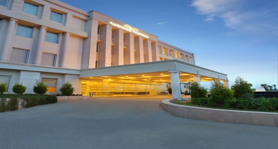 Seyfert Sarovar Premiere Dehradun, Dehradun 2