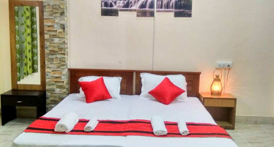 KOLLOLINI KOLKATA, Kolkata 3