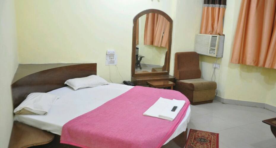 Hotel Shiva Palace, Pachmarhi 4