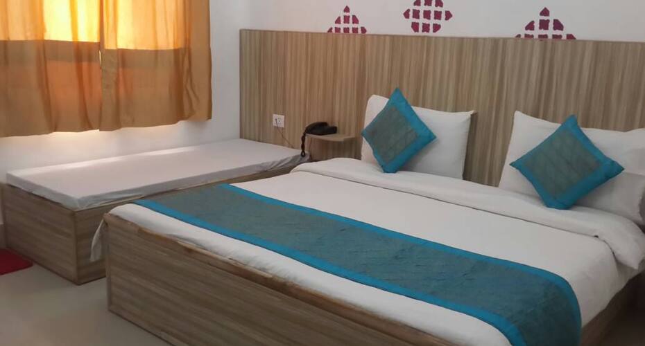 Bright Sunny Pines Hotel & Resort, Lansdowne 2