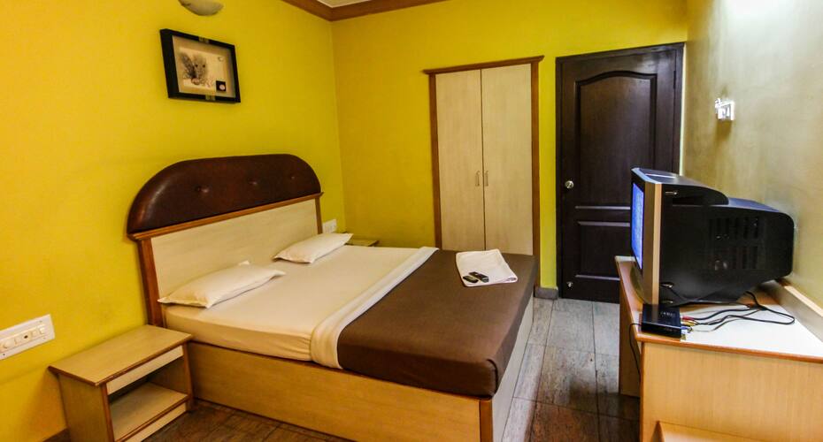 Hotel Kingston Palace Bangalore Price, Reviews, Photos u0026 Address