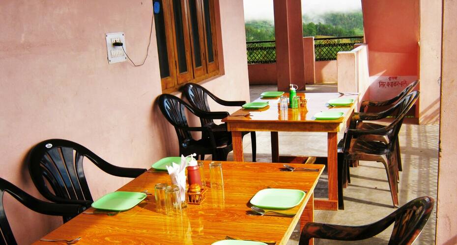 Janardan Resort Kausani, Kausani 2