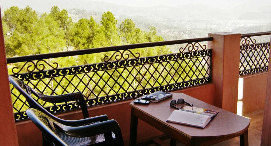 Janardan Resort Kausani, Kausani 5