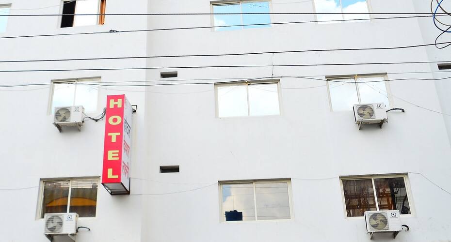 Hotel Keshar Laxmi (Near Mahakal Temple), Ujjain 1