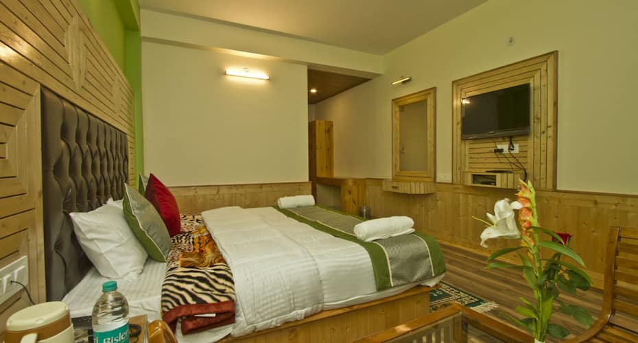 Mountain Green Villa By Hello Hotels Manali Price Reviews Photos Address The property is also surrounded by lush green flora and fauna with a majestic view of the himalayan ranges. mountain green villa by hello hotels
