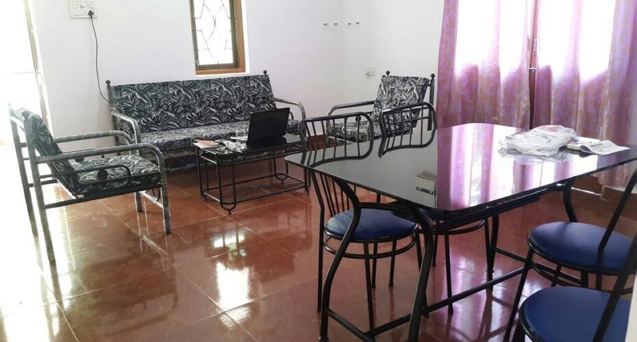 Khanna Homestay, Pune 2