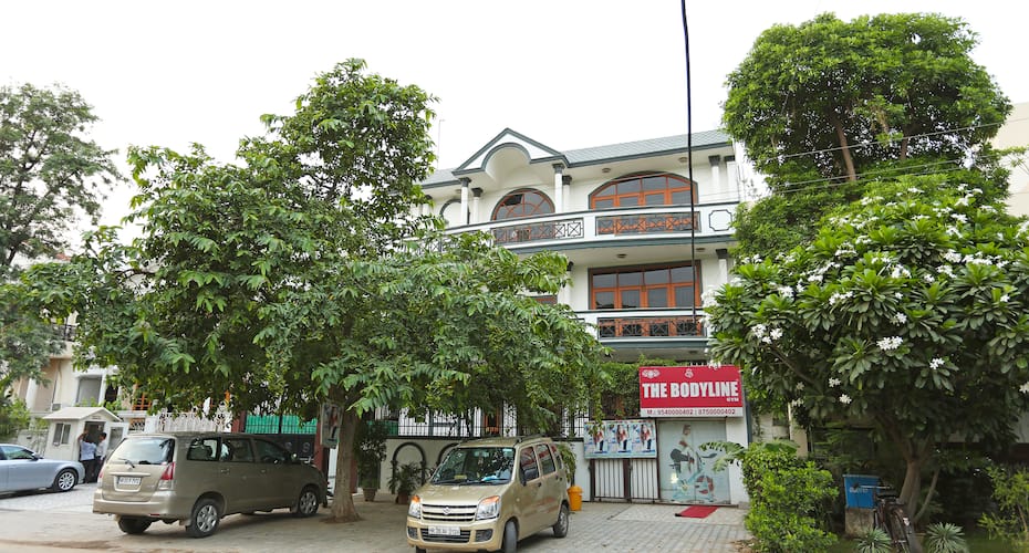 Hotel Sri Green View International, Bhimavaram 1