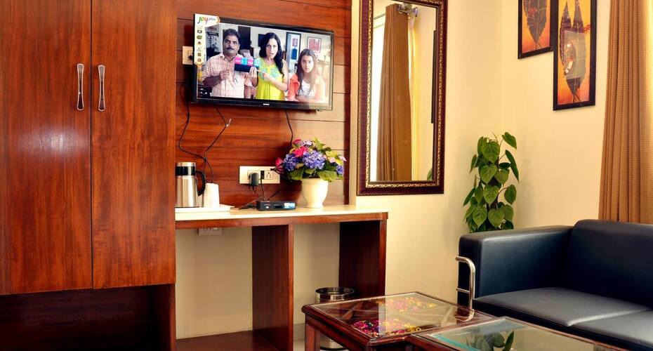 Hotel A-One, Zirakpur 4