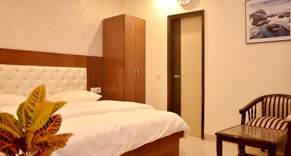 Hotel A-One, Zirakpur 5