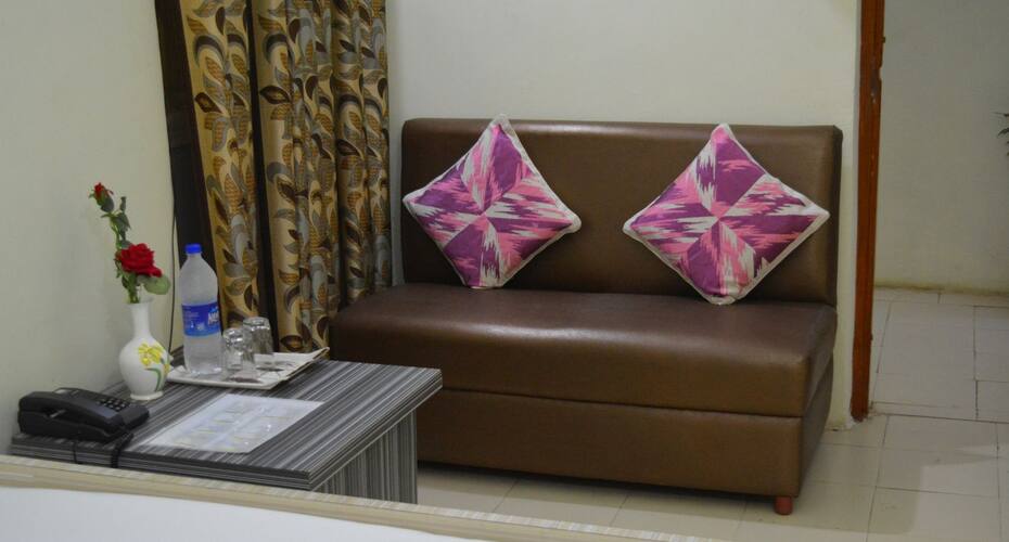Hotel Dhingra Residency, Jabalpur 3
