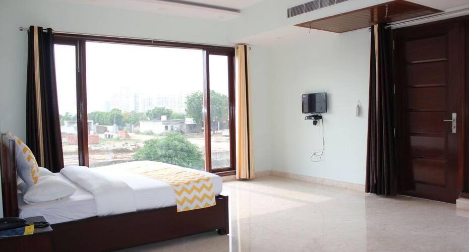 Hotel Zap Stays Sona Road, Gurgaon 2