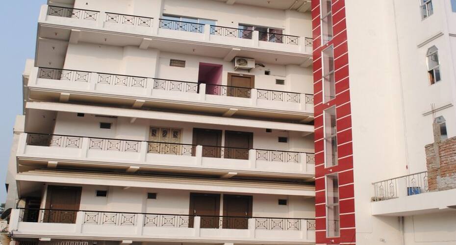 Karans Hotel & Banquet Hall, Bhagalpur 1