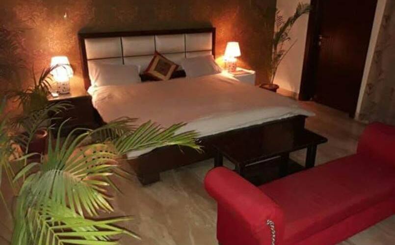 Yoyo Room @Sec 71, Noida 2