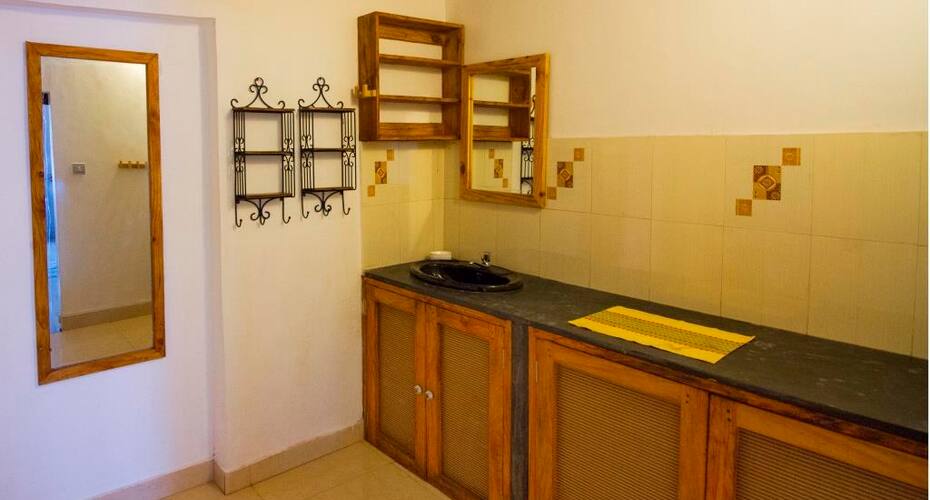 5 Bedroom Portuguese Villa-Chapora, Goa 5