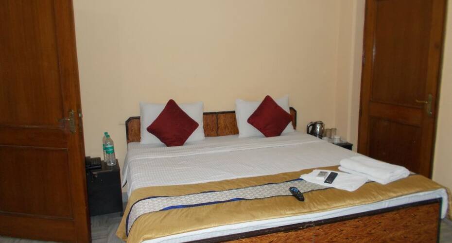 Royal Hospitality, New Delhi 3