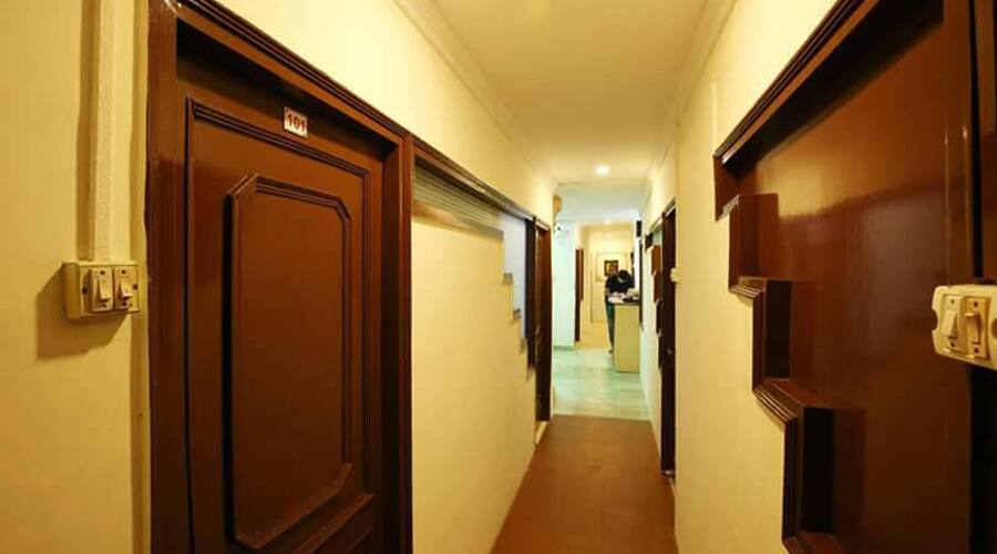 Hotel Pukhraj, Chandigarh 4