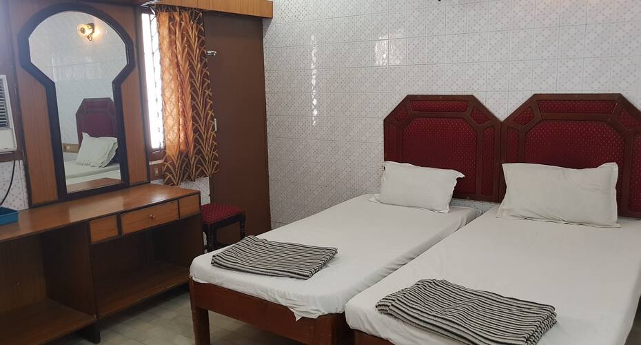 Hotel Sri Hanuman, Guntur 4