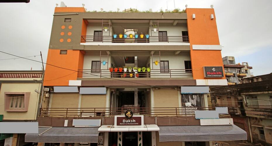 Daksh Hotel & Restaurant, Sasan Gir 1