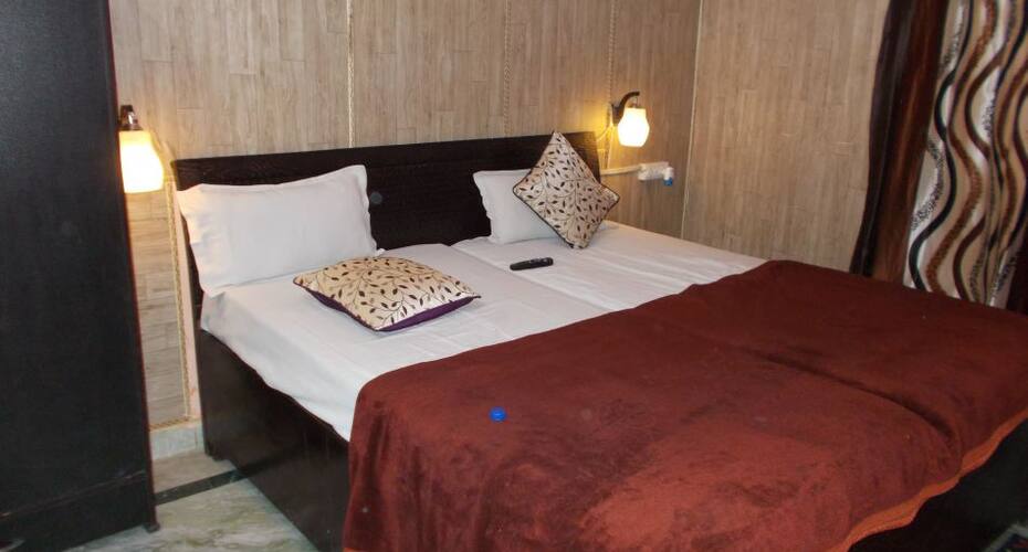 Home Stay Inn, Noida 3