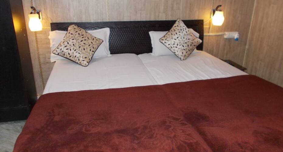 Home Stay Inn, Noida 4