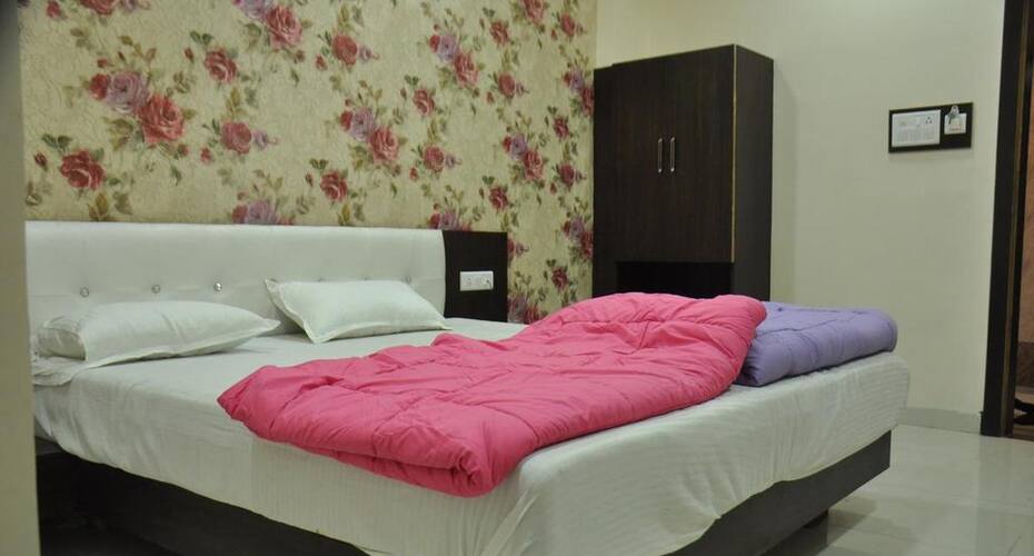 Hotel Aaradhy Ujjain, Ujjain 2