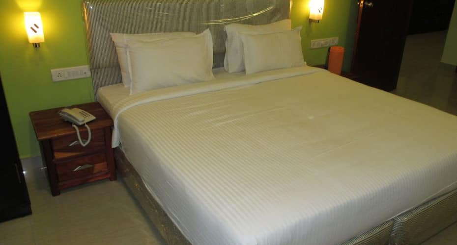 Hotel The Majestic, Hyderabad 4