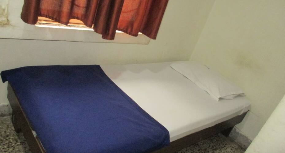 Hotel Shri Krishna, Hyderabad 4