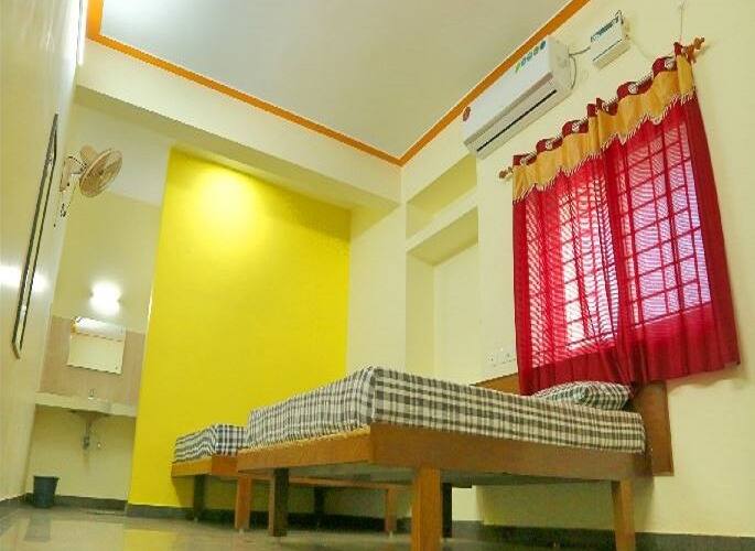 Pattiah Naidu Palace, Palani 3
