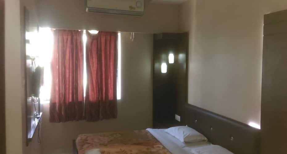 JK Rooms 113 Hotel Shivani International, Nagpur 5