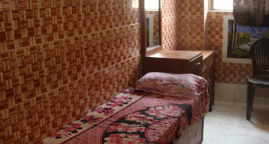 Hotel Golden Inn, Kolkata 2