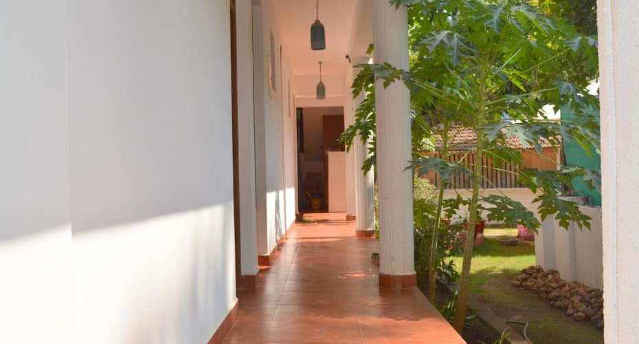 بيت شباب  انجونا بيبلز, Goa 3