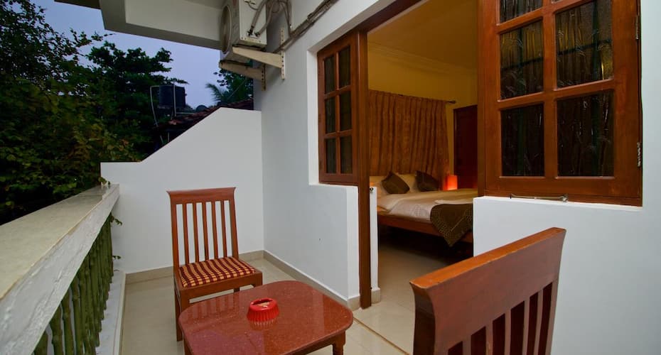 بيت شباب  انجونا بيبلز, Goa 5