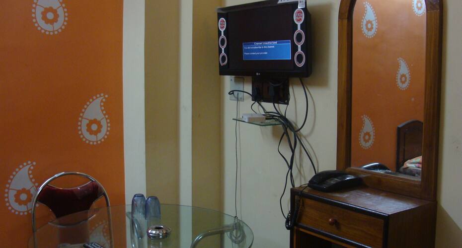 Hotel Ganga, Kolkata 2