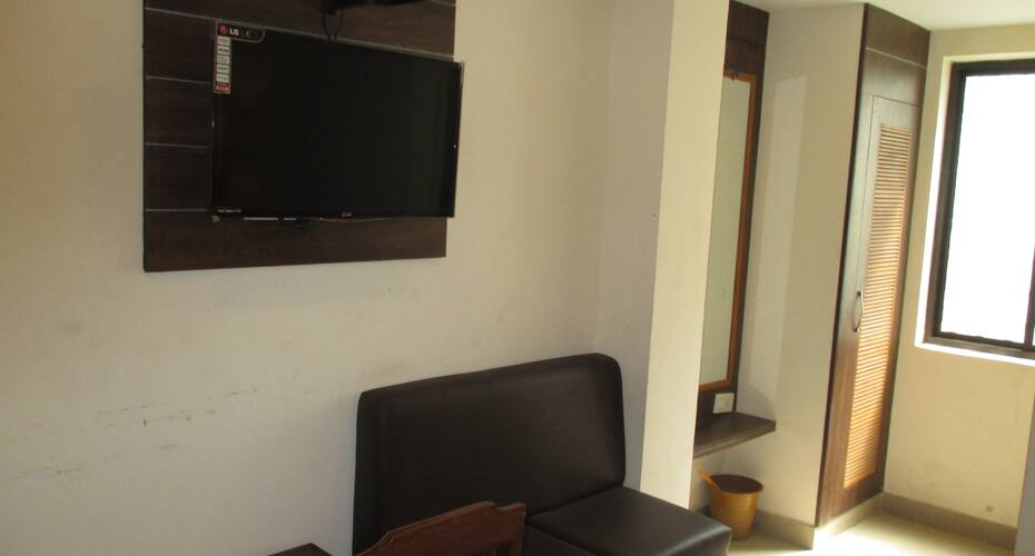 Royal Suite Apartments, Hyderabad 3