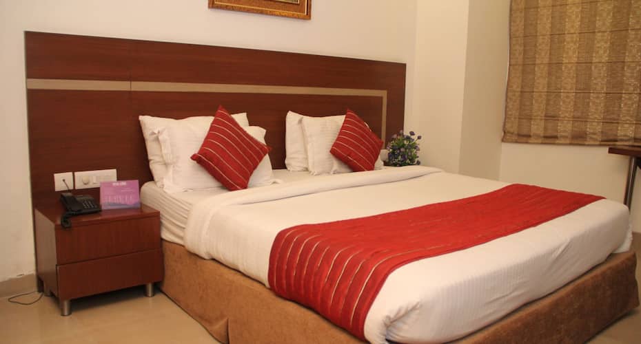 Asian Suites IFFCO Chowk Metro Station, Gurgaon 5