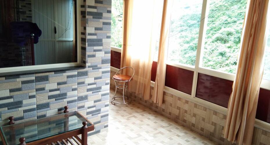 Priya Cottage Hotel Munnar Book Hotel Online Hoteldekho