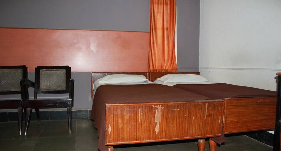 Utsav Lodging & Boarding, Belgaum 5