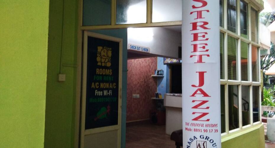Om Street Jazz, Kovalam 2