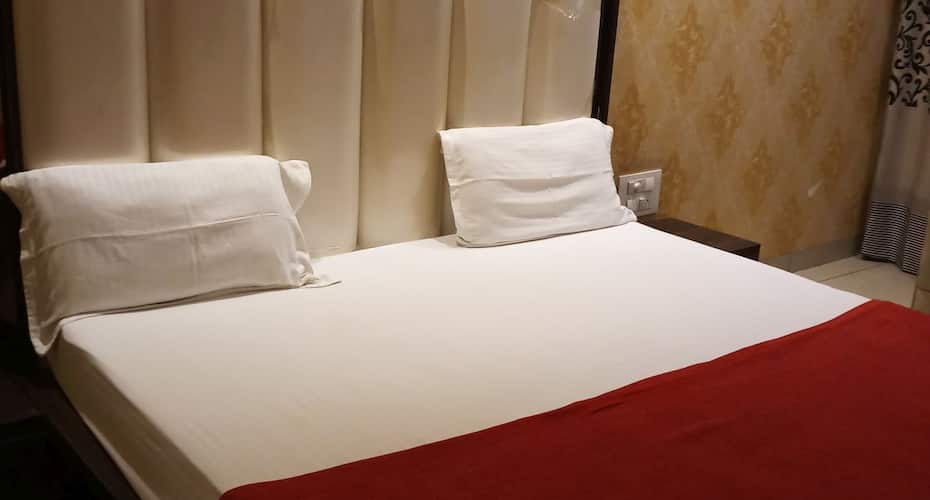 Hotel M .G Grand, Kurukshetra 1