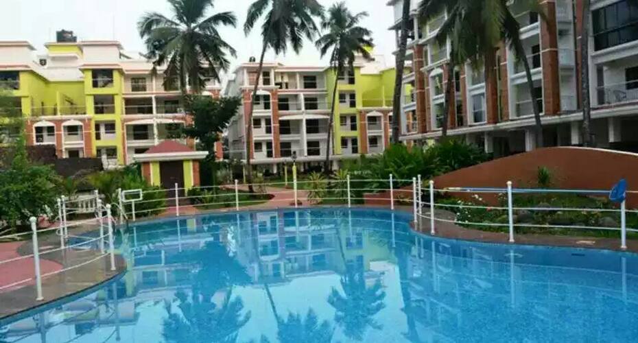 2bhk fully furnished apartment with kitchen and swimming pool in Candolim, Goa 2