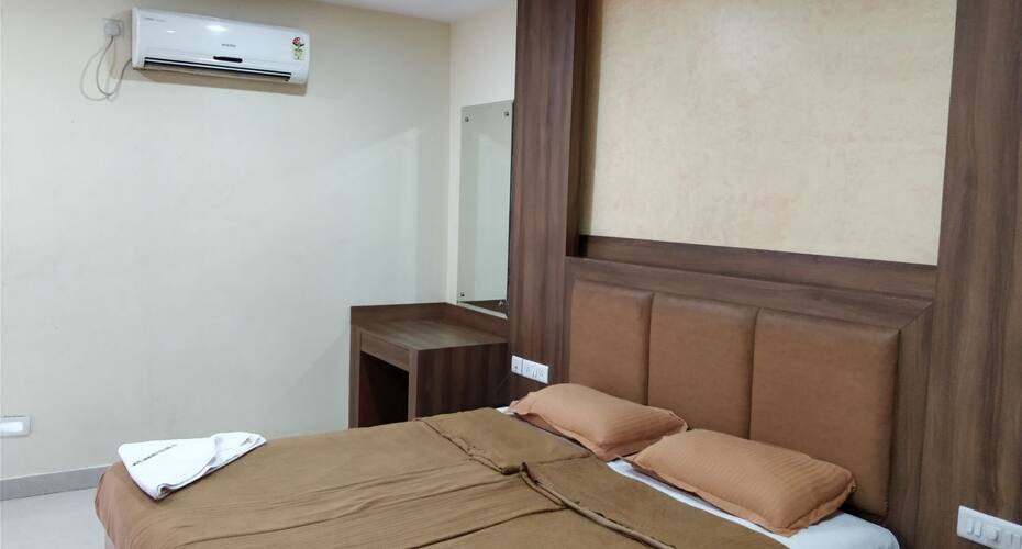 Dwaraka Paradise (New Block), Hyderabad 5