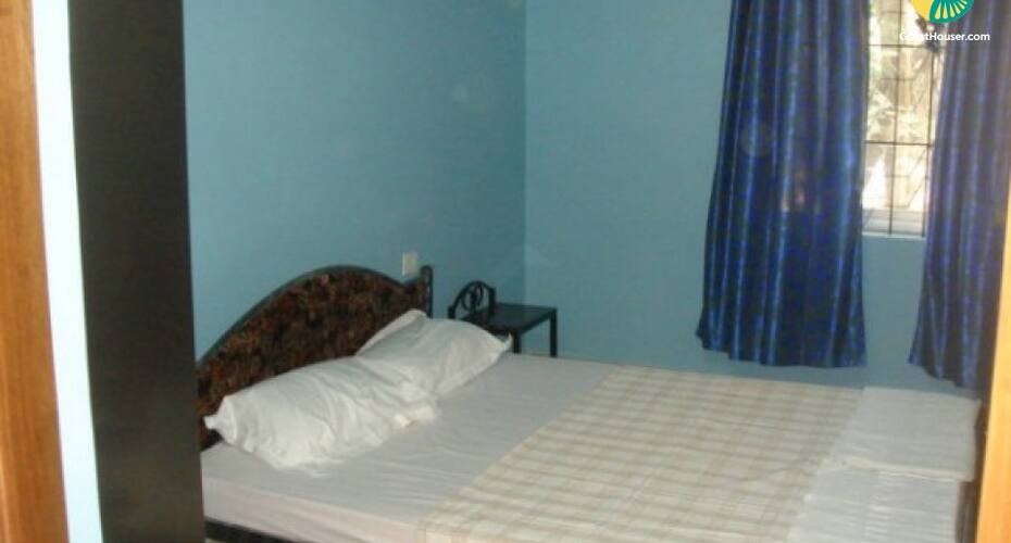 Private room for adventurers, Goa 4