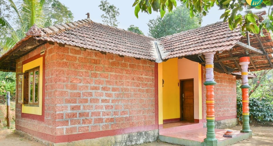 Room For 5 In A Homestay, Madikeri 3