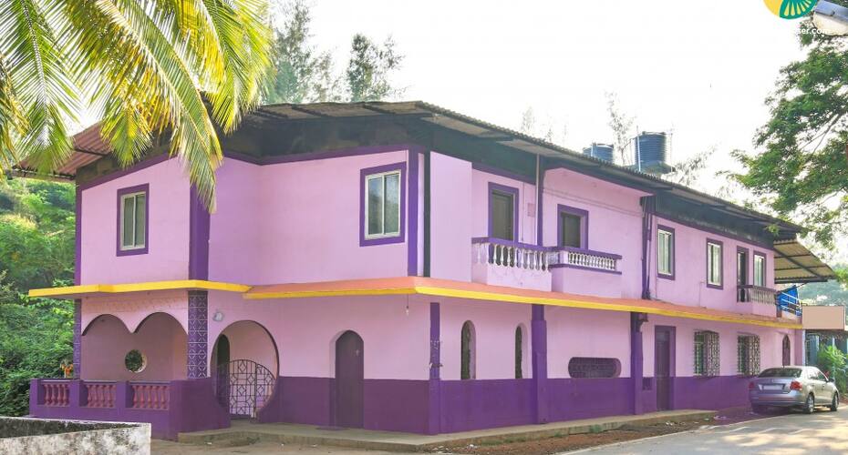 5-bedroom guest house, Goa 2