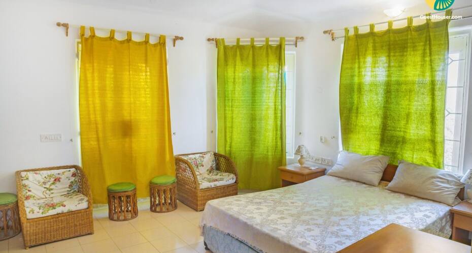 4-BR bungalow near Bogmalo beach, Goa 3