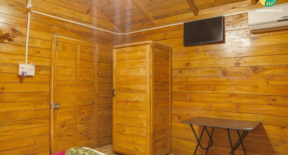 Cottage near Candolim Beach, Goa 3